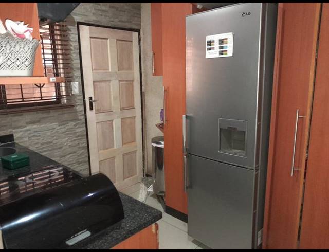 3 BEDROOM HOUSE FOR SALE IN LOTUS GARDENS